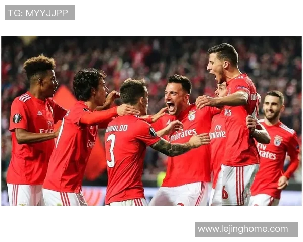 足总杯惊现冷门本菲卡逆转热刺引发争议判罚全场沸腾