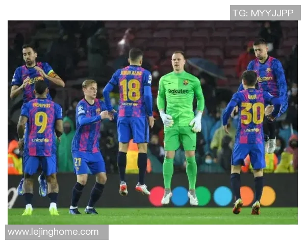 欧联杯惊天冷门本菲卡狂胜多特蒙德红牌事件引发全场热议