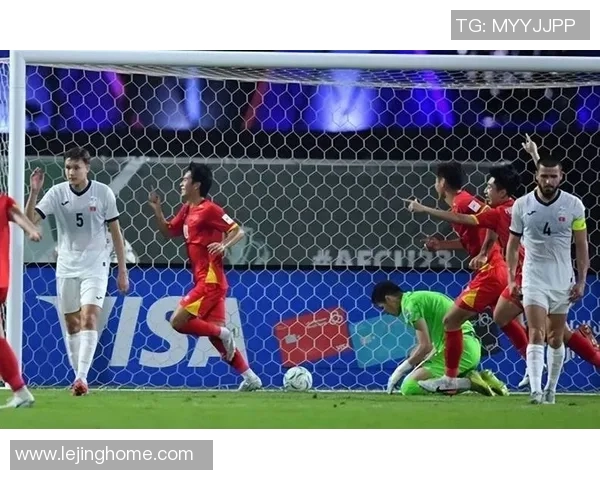 意甲盛宴：皇马狂胜那不勒斯五球大捷乌龙球引发全场狂欢与十大精彩进球回顾