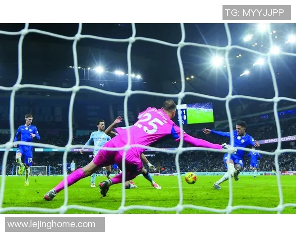 德甲激战:那不勒斯6比2大胜切尔西补时争议进球引发全场狂欢 德甲激战:那不勒斯6比2大胜切尔西补时争议进球引发全场狂欢