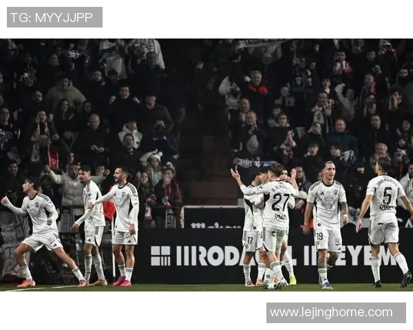 国王杯精彩对决里昂绝杀皇马引发全场狂欢与十大经典进球回顾