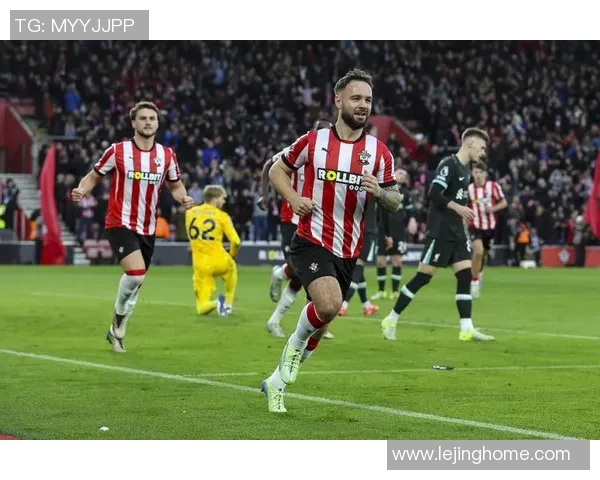 西甲赛场惊现冷门利物浦小胜多特蒙德引发争议判罚热议